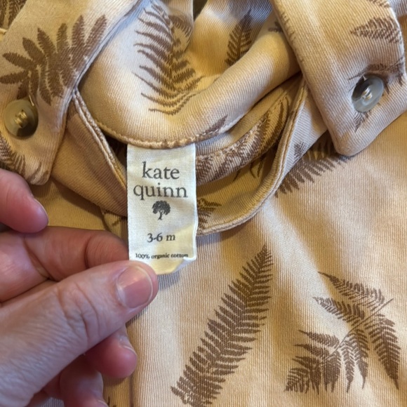 Kate Quinn set of 4 0-3 month-6-12 month gently used unisex - Picture 9 of 9